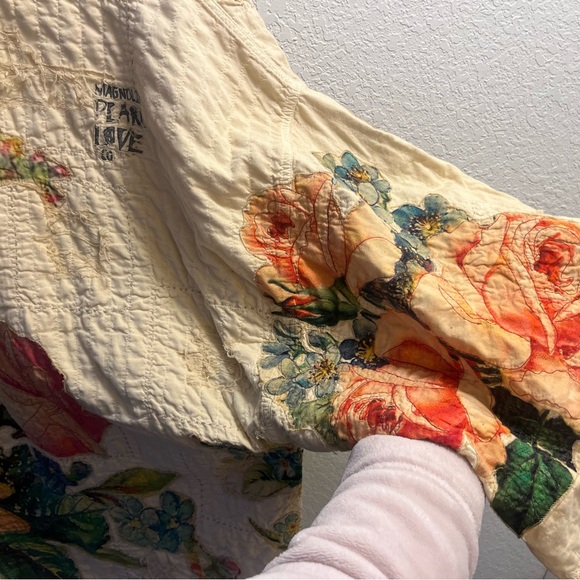 Magnolia Pearl floral kimono - Picture 4 of 16